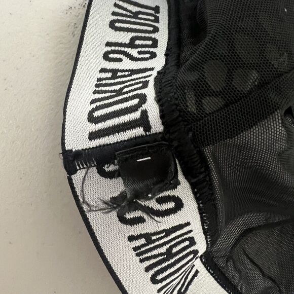 Victoria Sport Leopard Print Sports Bra XS Mesh Racerback Pullover Athleisure - Picture 5 of 7